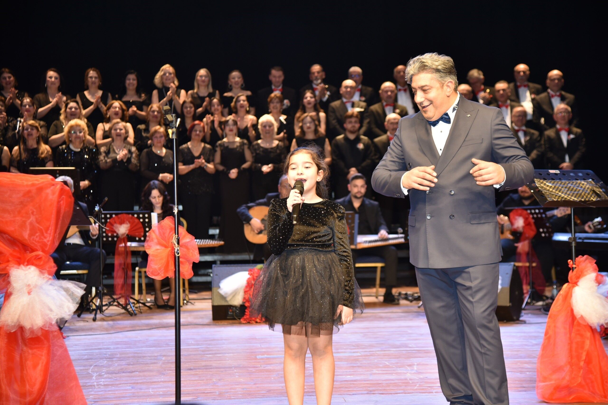 Cevat Öztürk; 102 Yaşında Konser Verdi (2)