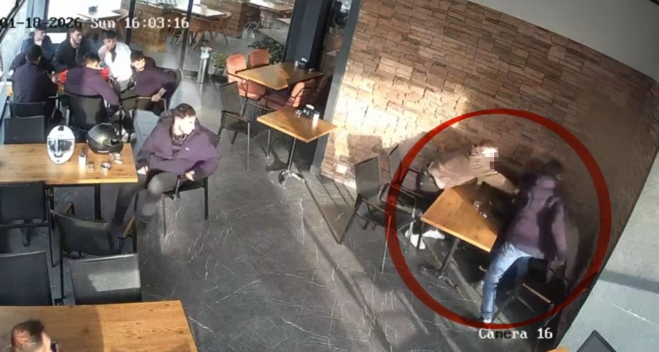 Samsun'da Fırında Bıçaklı Saldırı Kamerada 2 Yaralı (1)