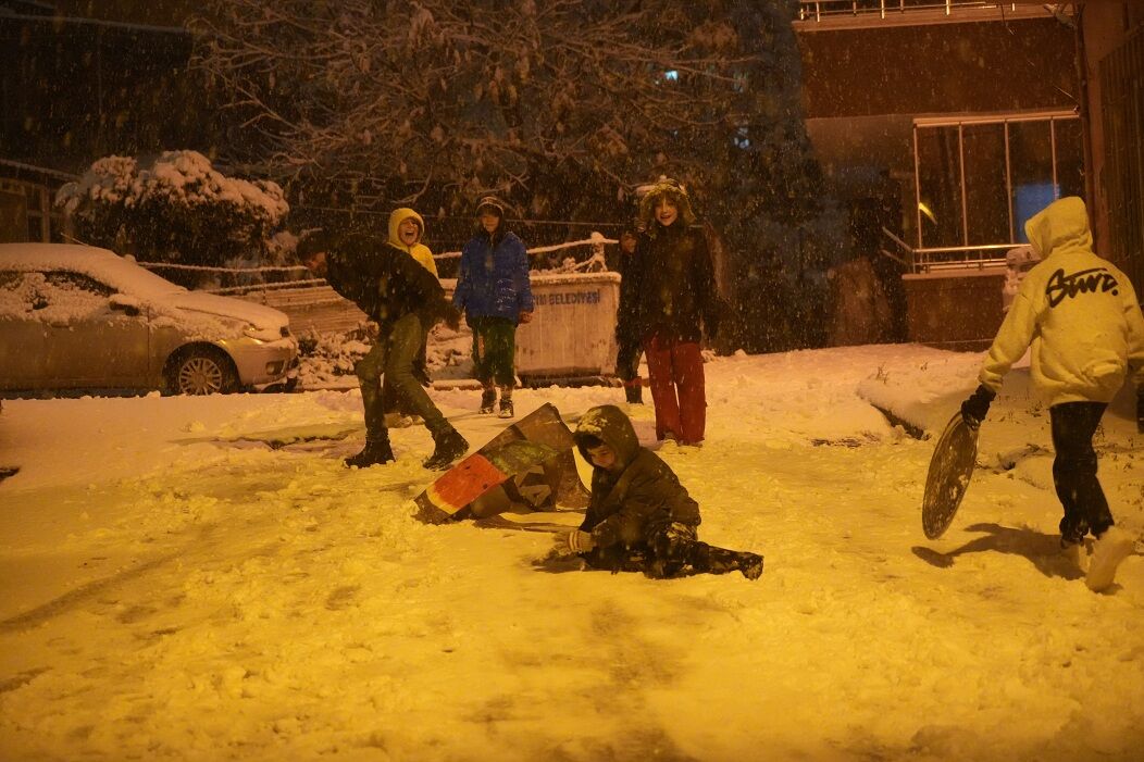 Samsun'da Yoğun Kar Yağışı Sürücülere Zor Anlar Yaşattı (3)