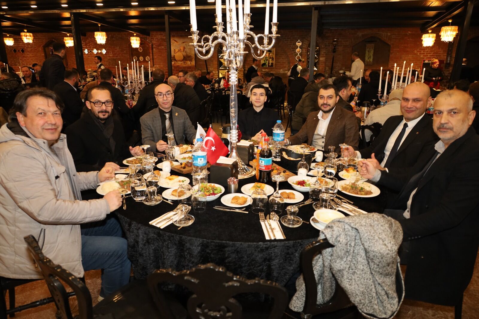 Bafra Ticaret Borsası Üyeleriyle İftarda Buluştu (7)