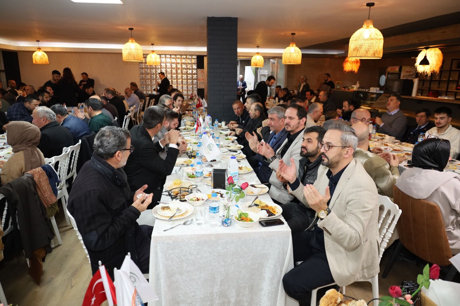 Bafra Tso 19 Mayıs İlçesinde Protokol Ve Üyeleriyle İftarda Buluştu (9)