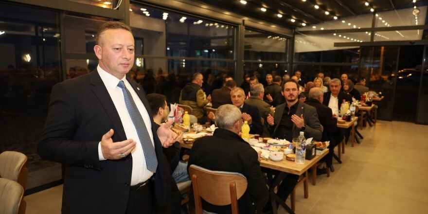 Bafra Tso Alaçam’da Üyelerine Maneviyat Dolu İftar Yemeği (10)