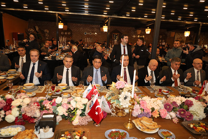 Bafra Tso’dan Protokol Ve İş Dünyasını Buluşturan Birlitelik İftarı (15)