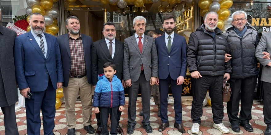 Bafra’da Altın Kat Baklava İşyerinin Açılışına Yoğun Katılım (3)