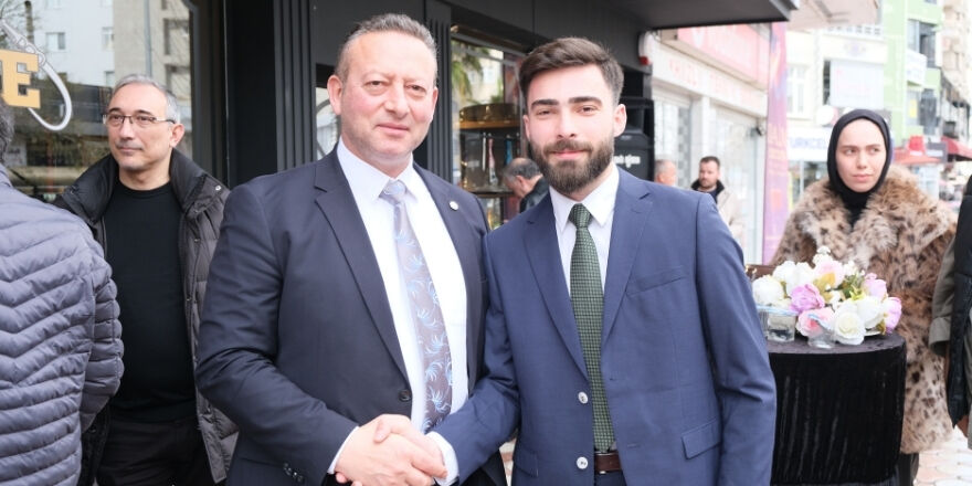 Bafra’da Altın Kat Baklava İşyerinin Açılışına Yoğun Katılım (4)