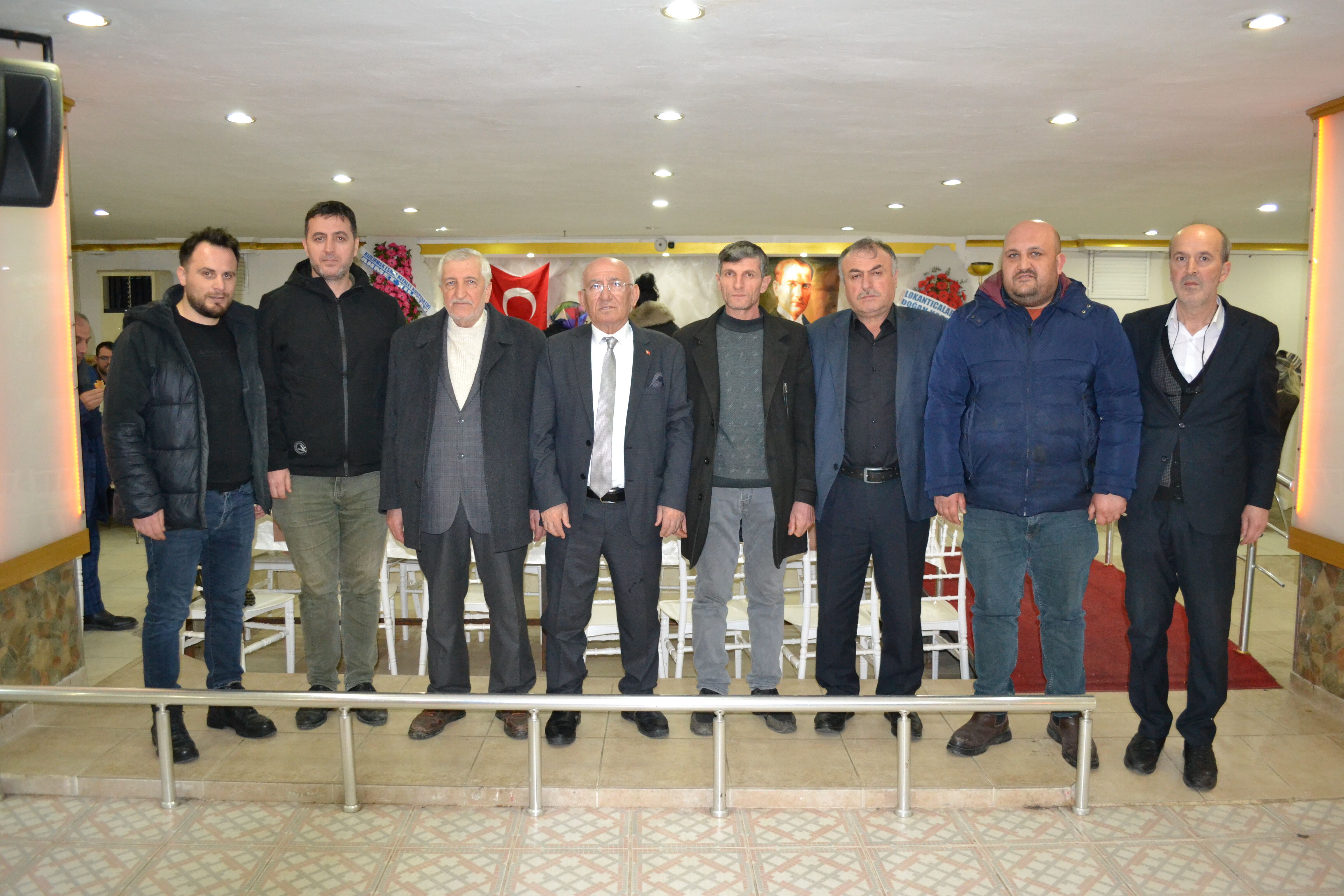 Bafra’da Bakkallar Başkan Aziz Öztürk Ile Yola Devam Dedi (4)