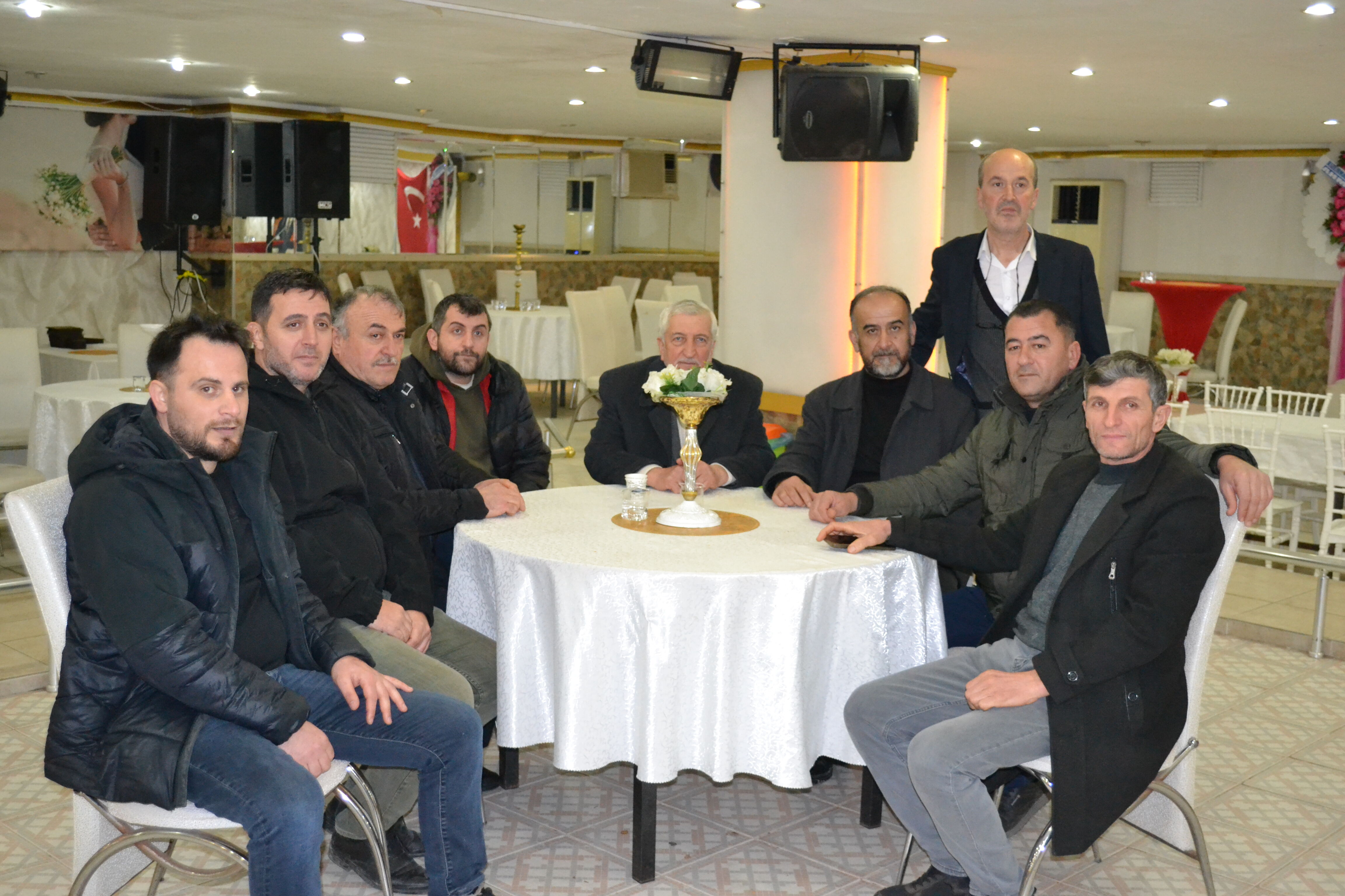 Bafra’da Bakkallar Başkan Aziz Öztürk Ile Yola Devam Dedi (8)