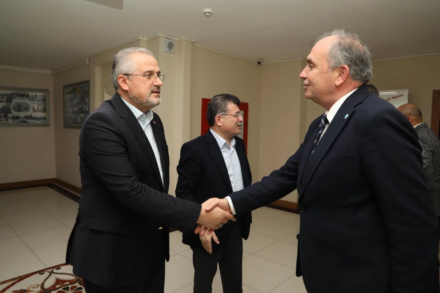 Başkan Kılıç, Meclis Üyeleri Ve Parti Başkanları İle İftarda Bir Araya Geldi (5)