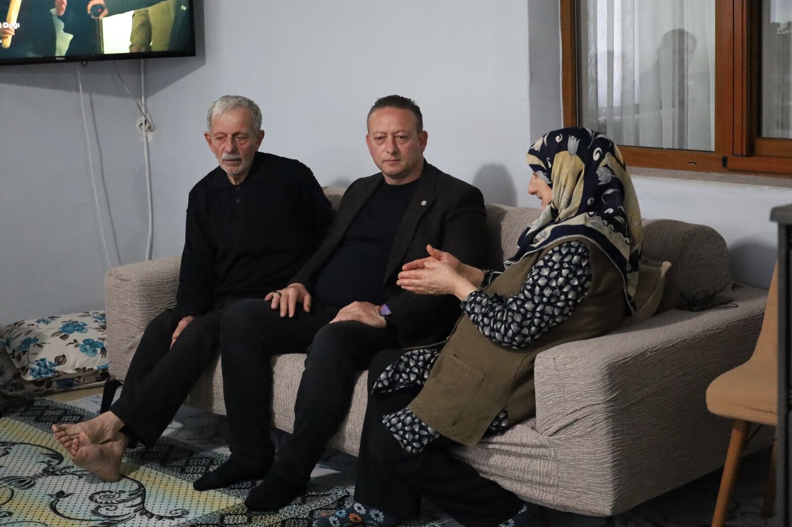 Başkan Kocabaş’tan 6 Şubat Deprem Şehitlerinin Ailelerine Taziye Ziyareti (1)