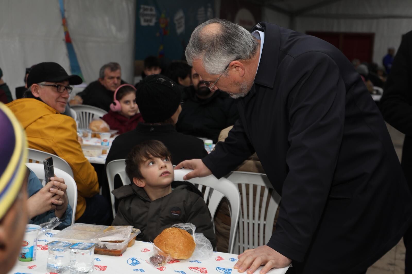 Kaymakam Altınpınar Ve Başkan Kılıç, İftar Çadırında Vatandaşlarla Buluştu (4)-1
