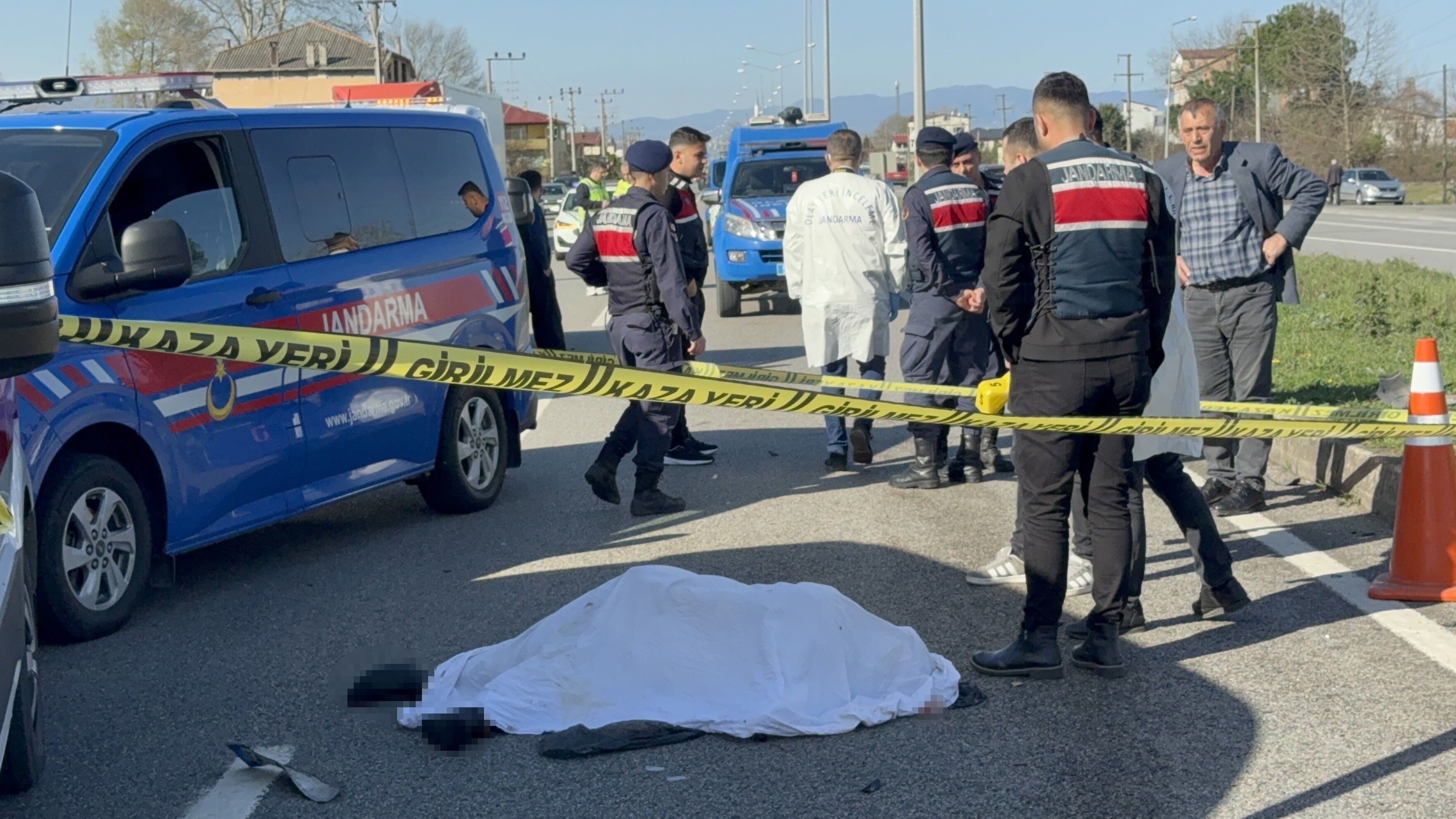 Kızına Kahvaltıya Giderken Feci Son Kaza Anı Güvenlik Kamerasında (2)