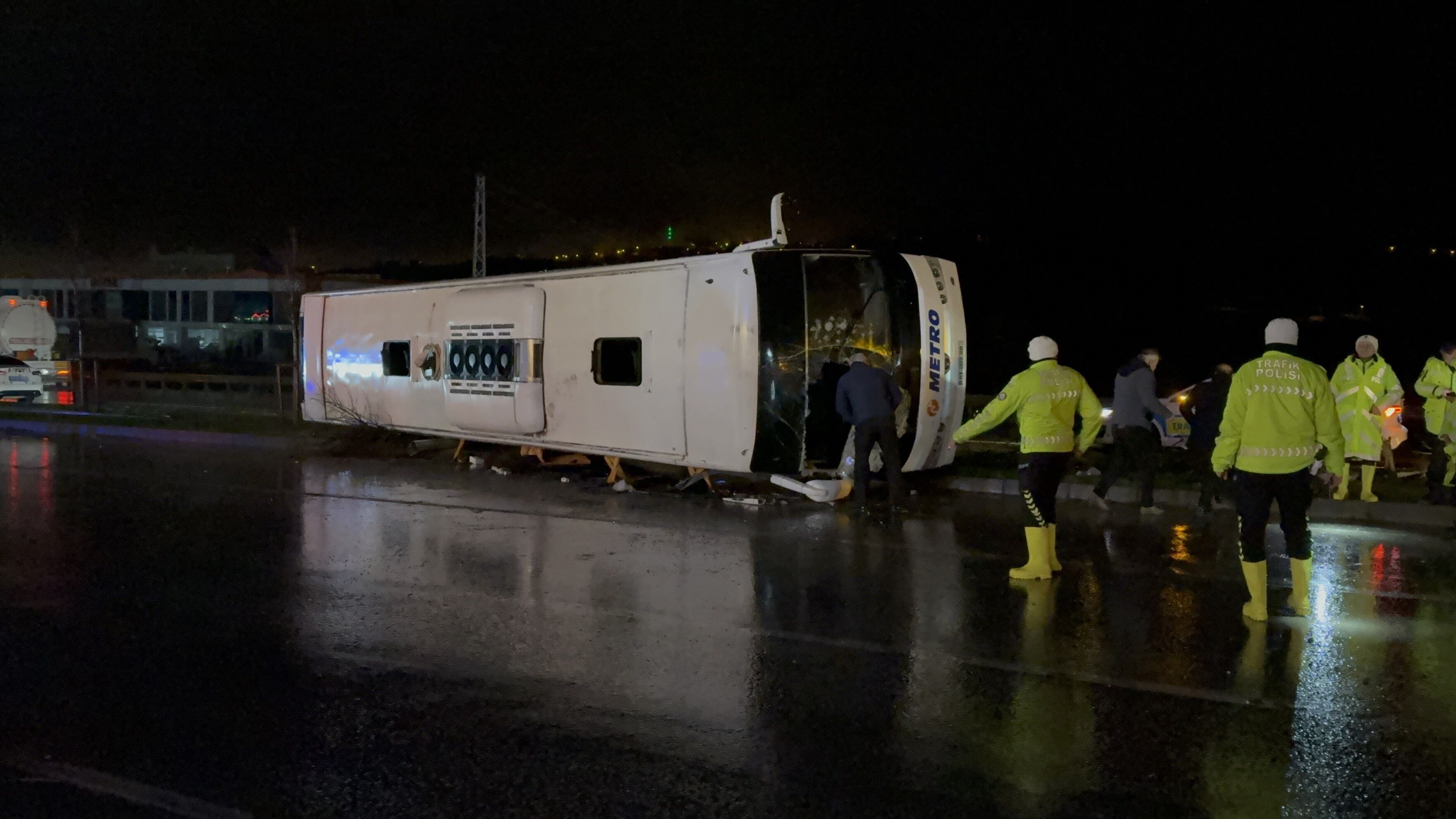 Samsun'da 7 Kişinin Yaralandığı Kazanın Kamera Görüntüsü Ortaya Çıktı (7)
