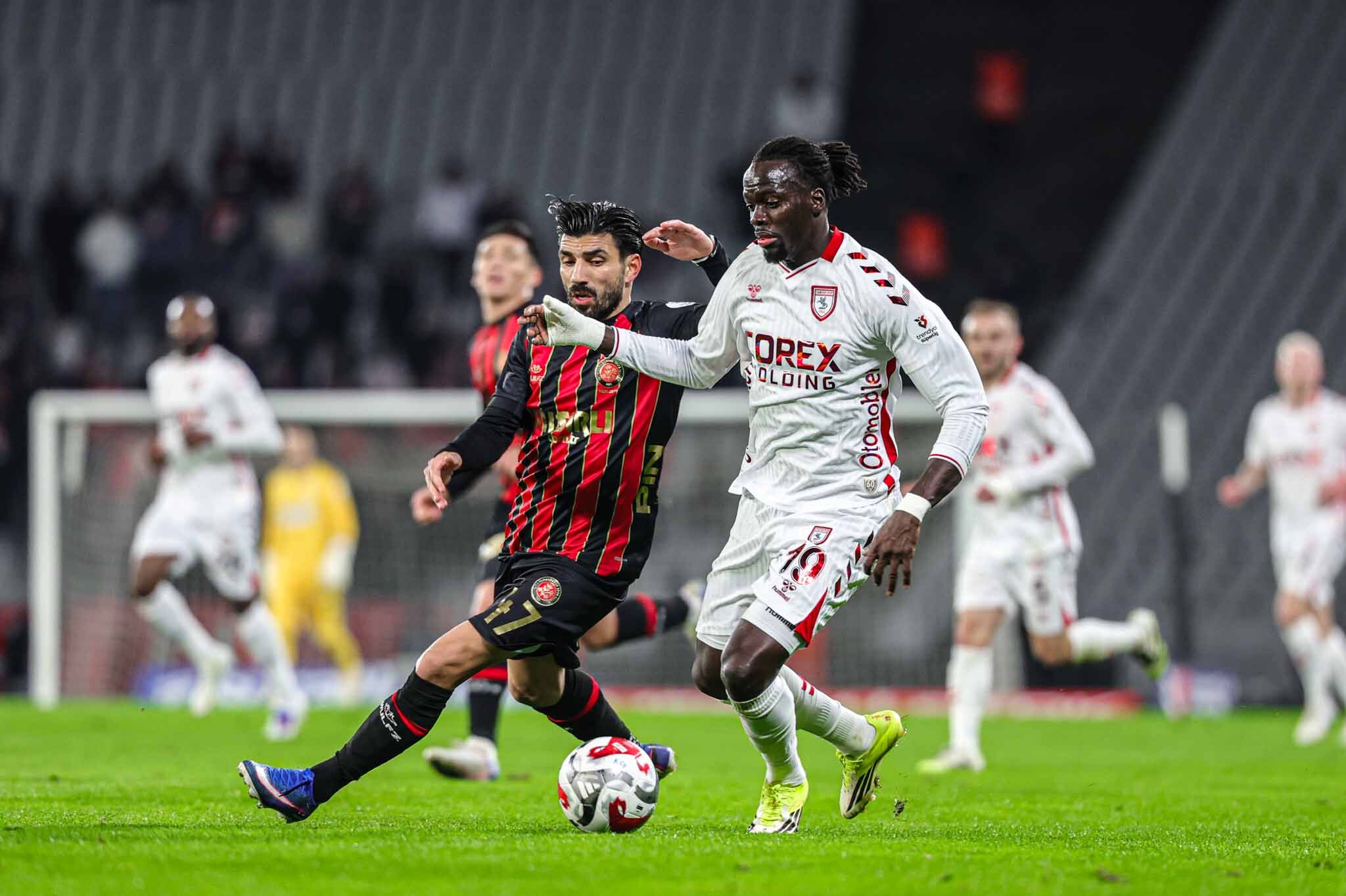 Samsunspor Deplasmanda Fatih Karagümrük Ile Golsüz Berabere Kaldı (1)