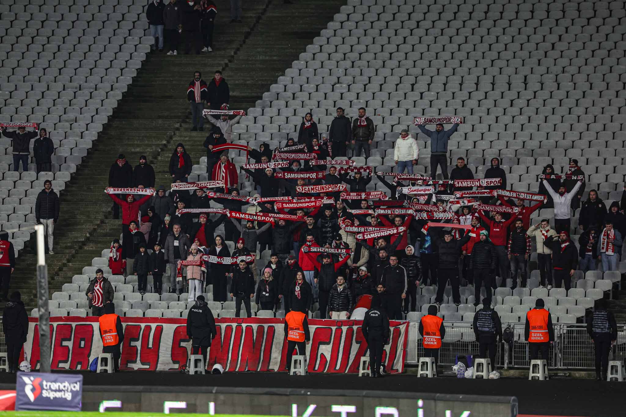 Samsunspor Deplasmanda Fatih Karagümrük Ile Golsüz Berabere Kaldı (2)