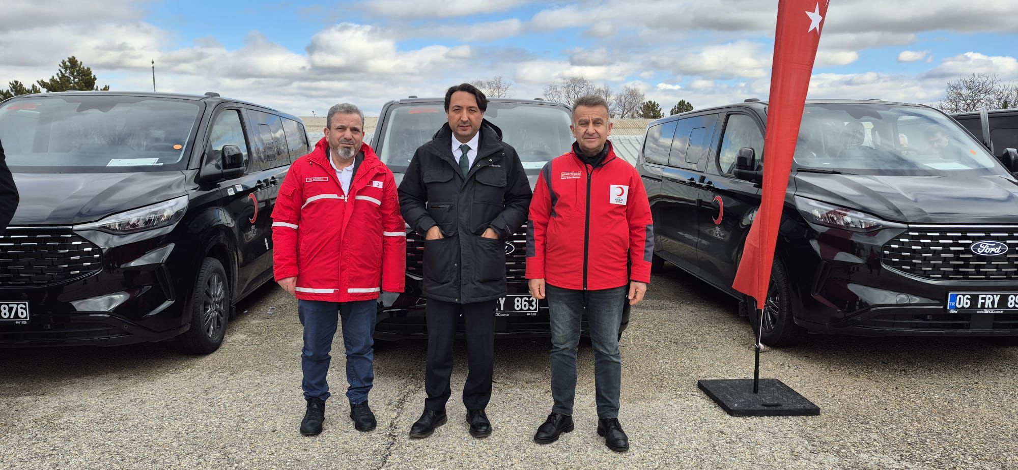 Türk Kızılay Bafra Şubesi’ne Yeni Hizmet Aracı (2)