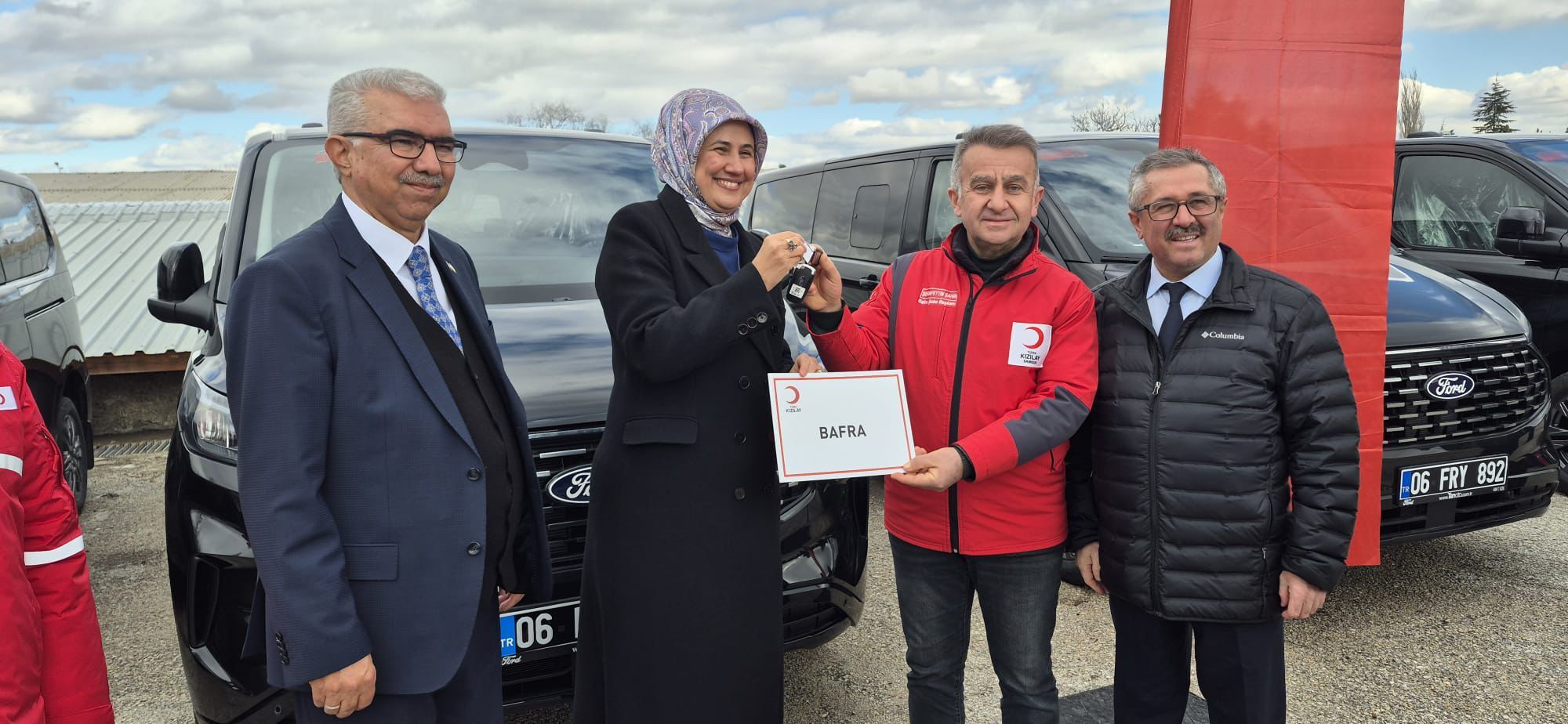 Türk Kızılay Bafra Şubesi’ne Yeni Hizmet Aracı (7)