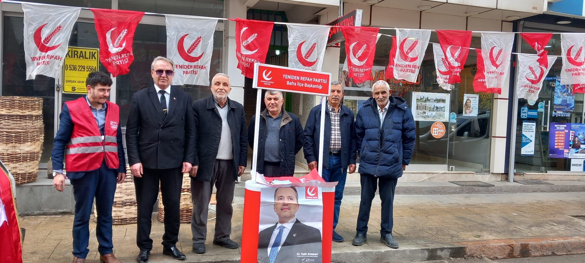 Yeniden Refah Partisi’nden Bafra’da Stand Çalışması (2)