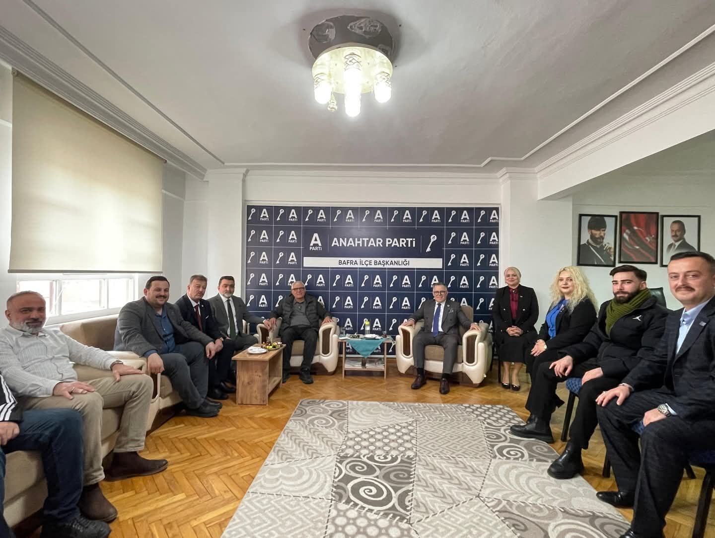 Anahtar Parti Bafra İlçe Teşkilatı Halkla Bayramlaştı (2)
