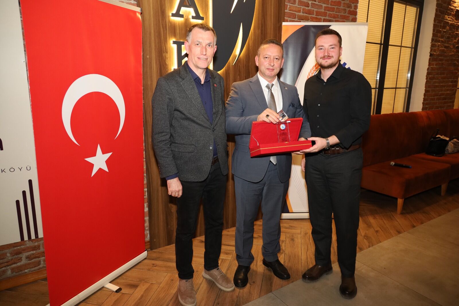 Bafra Tso Sigorta Sektörü Ile İftarda Buluştu; 20 Üyeye Plaket Verildi (25)