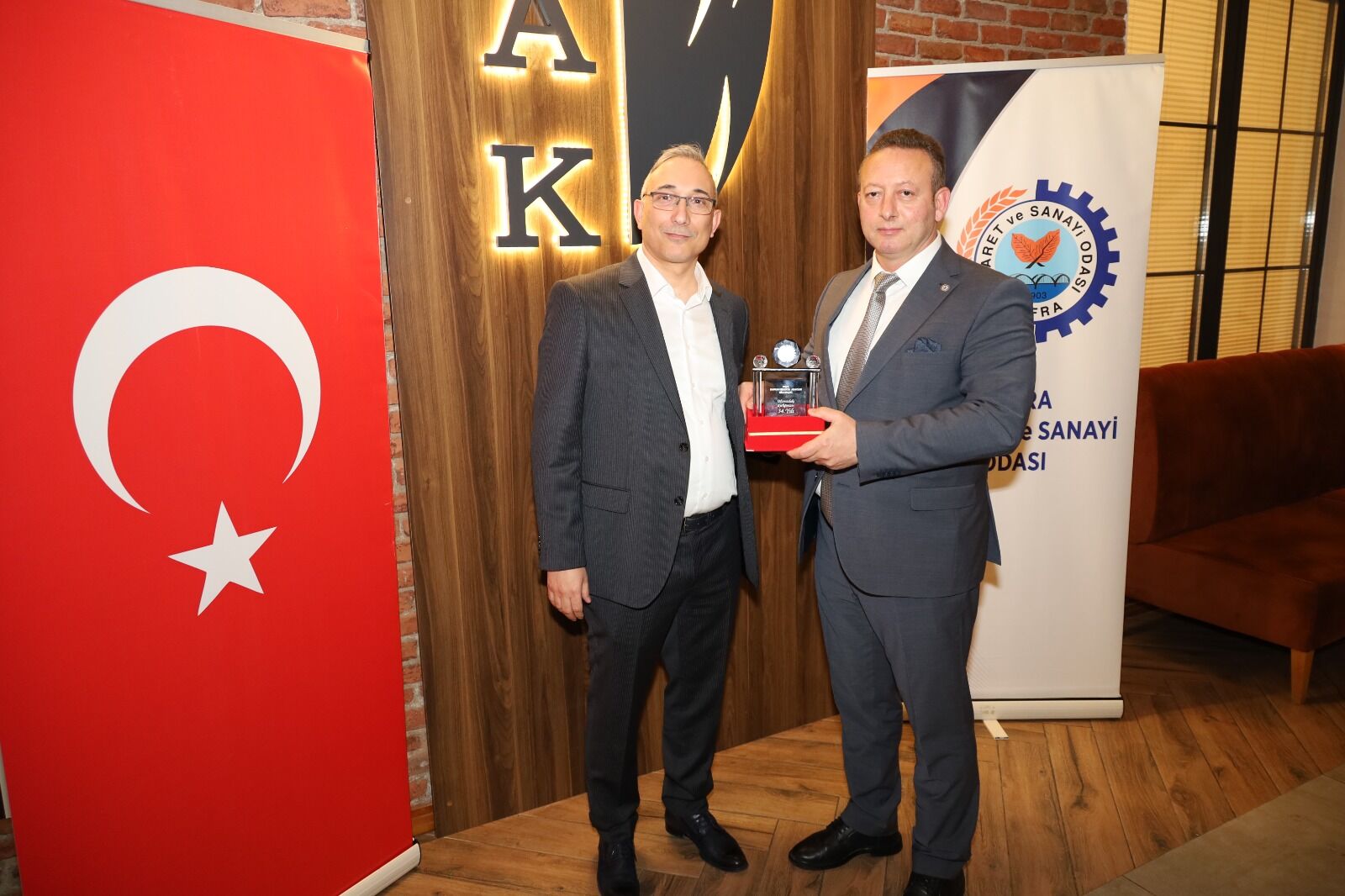 Bafra Tso Sigorta Sektörü Ile İftarda Buluştu; 20 Üyeye Plaket Verildi (26)