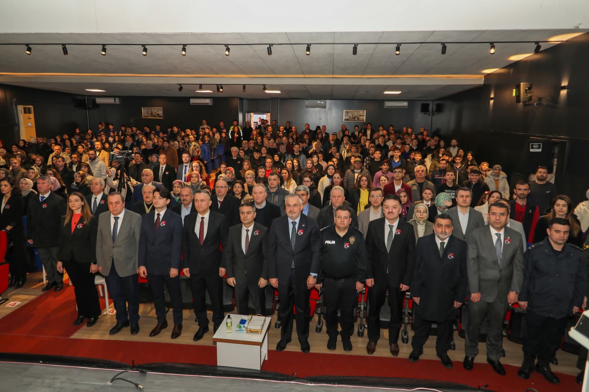 Bafra'da 12 Mart İstiklal Marşı’nın Kabulü Ve Mehmet Akif Ersoy’u Anma Programı Düzenlendi (1)
