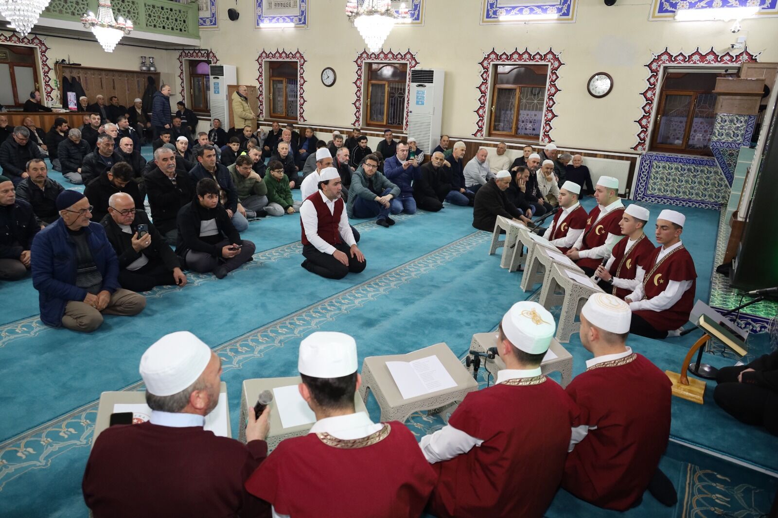 Bafra’da Kadir Gecesi’nde Semaya Dualar Yükseldi (3)