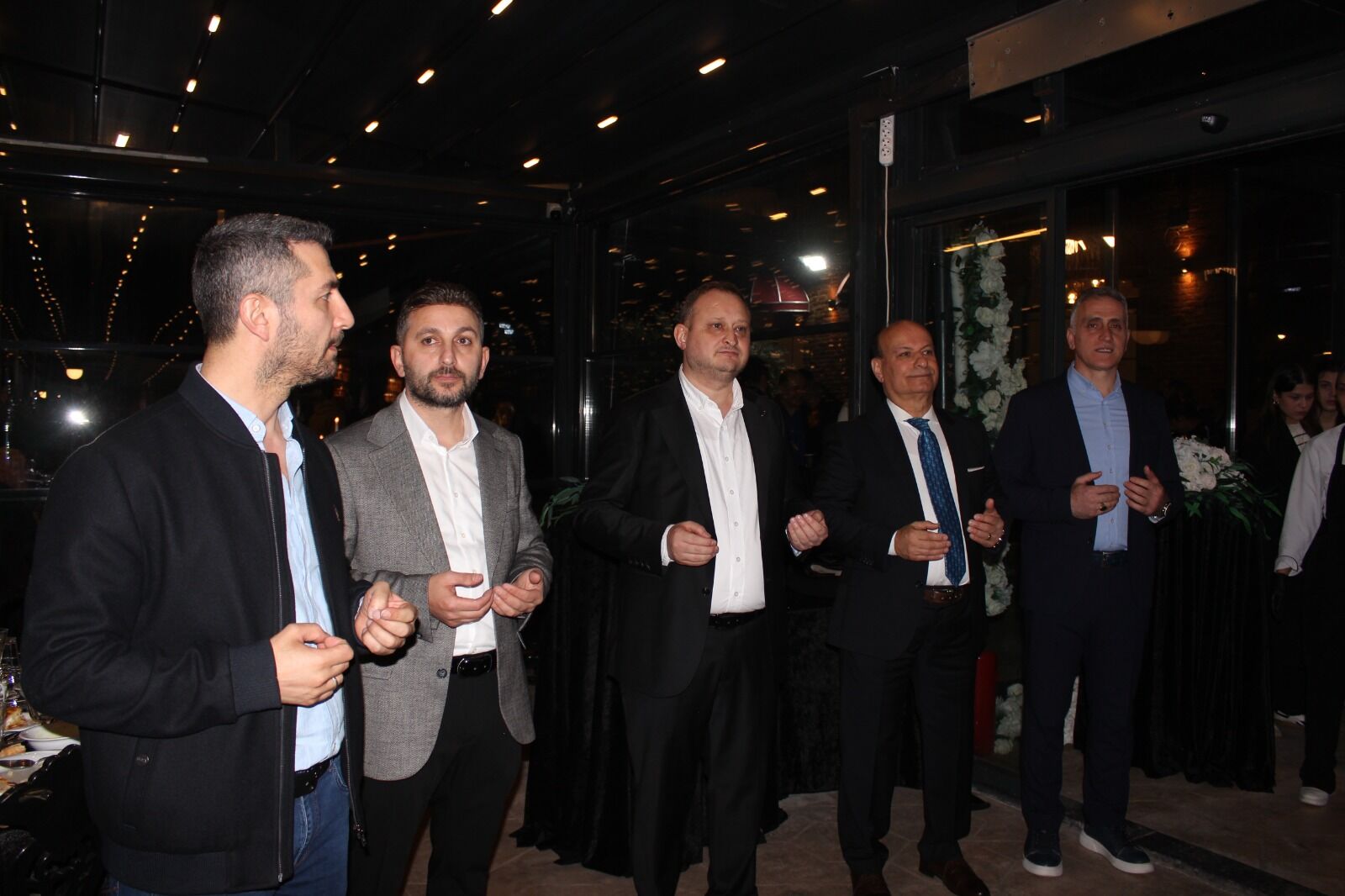 Bafra’da Yılmaz Zahirecilik Şirketler Grubu Soframız Bir, Gönüller Bir İftar Yemeği Düzenledi (1)