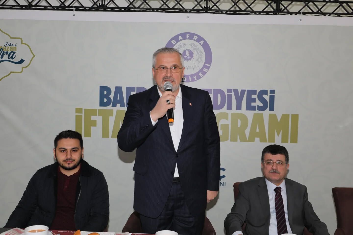 Başkan Kiliç, Gençlerle Ayni Sofrayi Paylaşti (2)