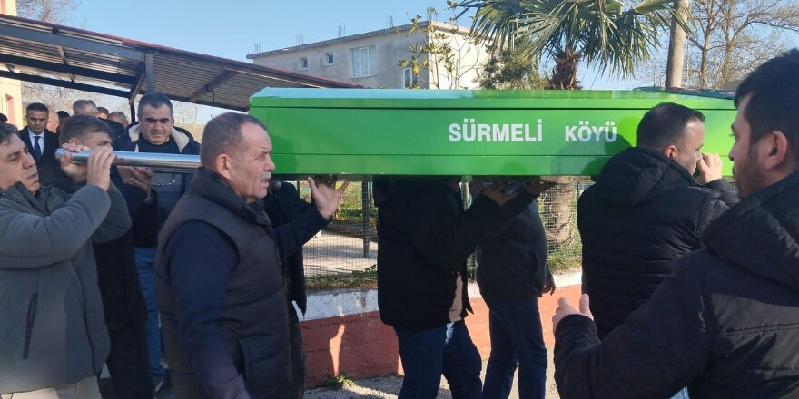 Emine Özata Bafra’da Dualarla Son Yolculuğuna Uğurlandı (1)