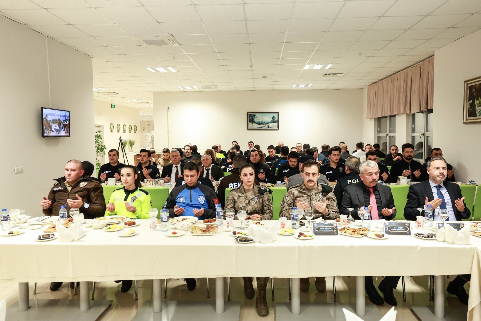 Emniyet Teşkilatı Iftarda Buluştu (2)