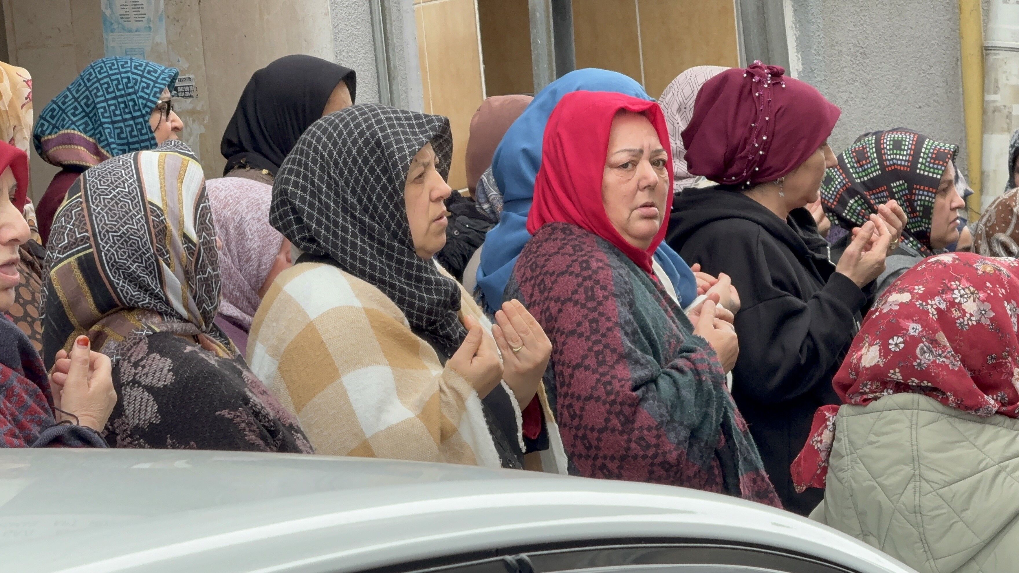 Eniştesi Tarafından Öldürülen Kadın Için Ailesi Gözyaşı Döktü (5)