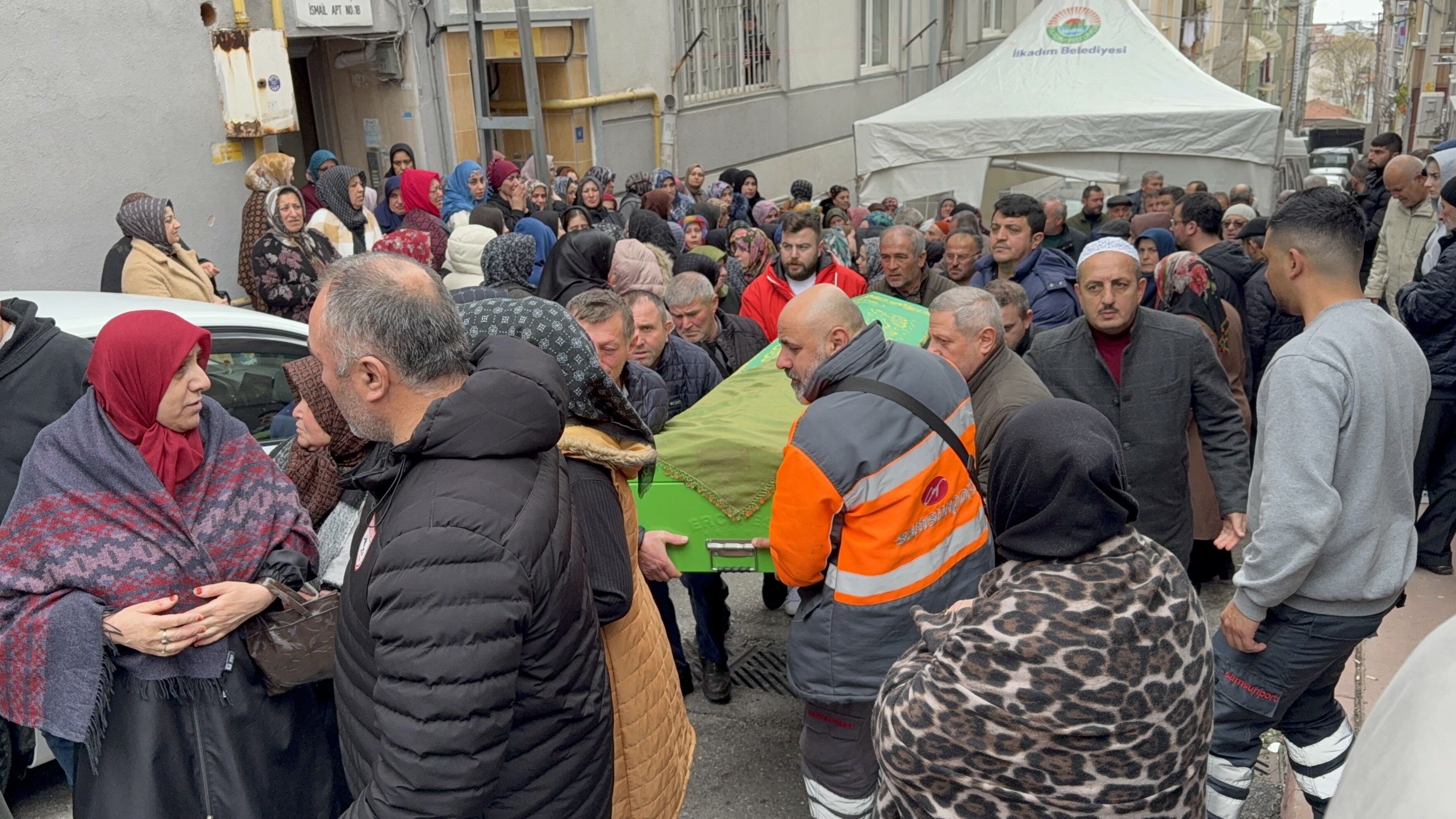 Eniştesi Tarafından Öldürülen Kadın Için Ailesi Gözyaşı Döktü (6)