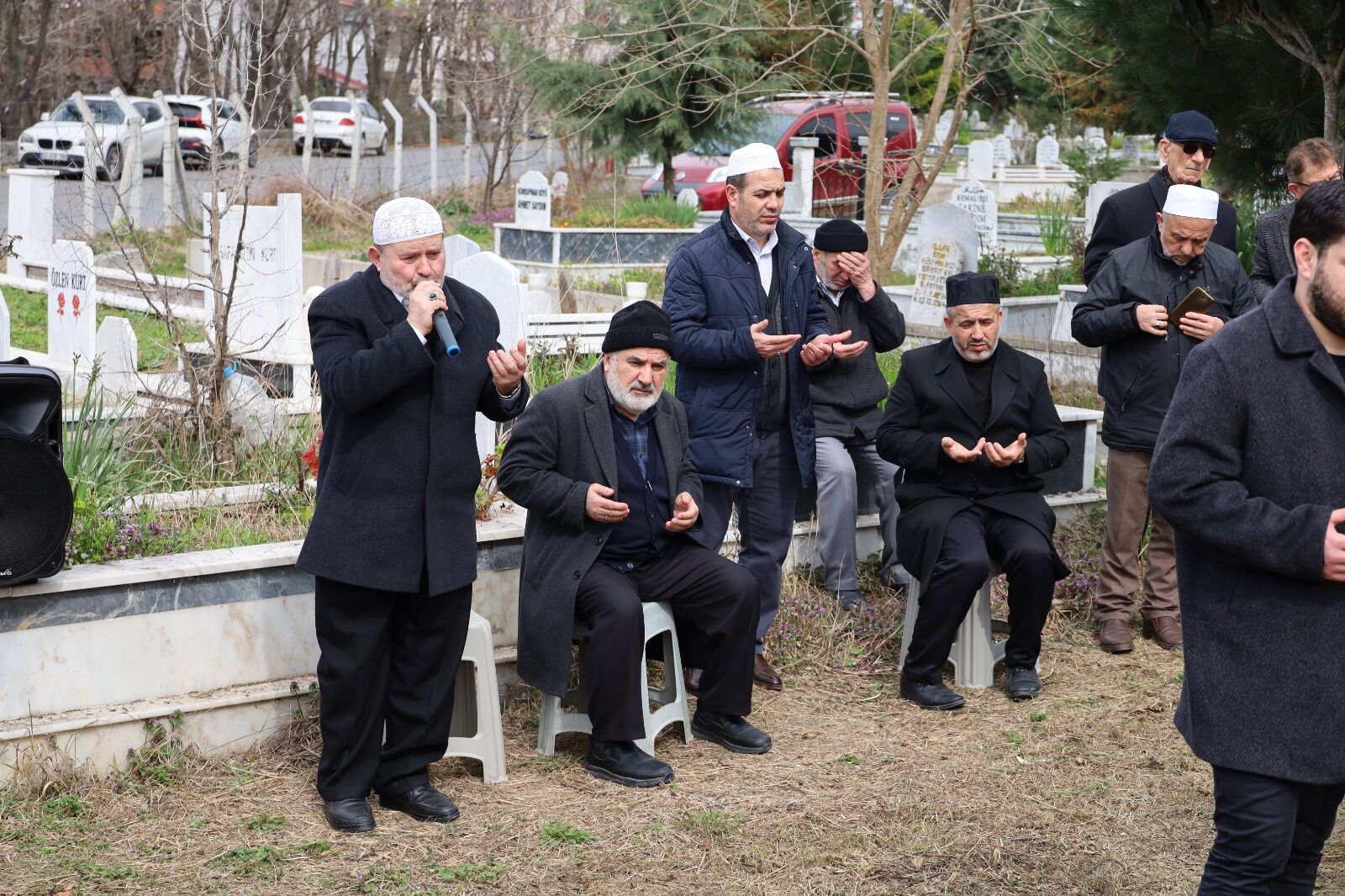 Hacı Dursun Hatun Bilgen Dualarla Son Yolculuğuna Uğurlandı (17)