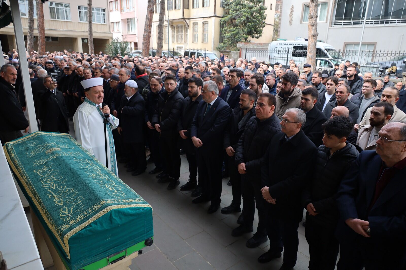 Hacı Dursun Hatun Bilgen Dualarla Son Yolculuğuna Uğurlandı (18)