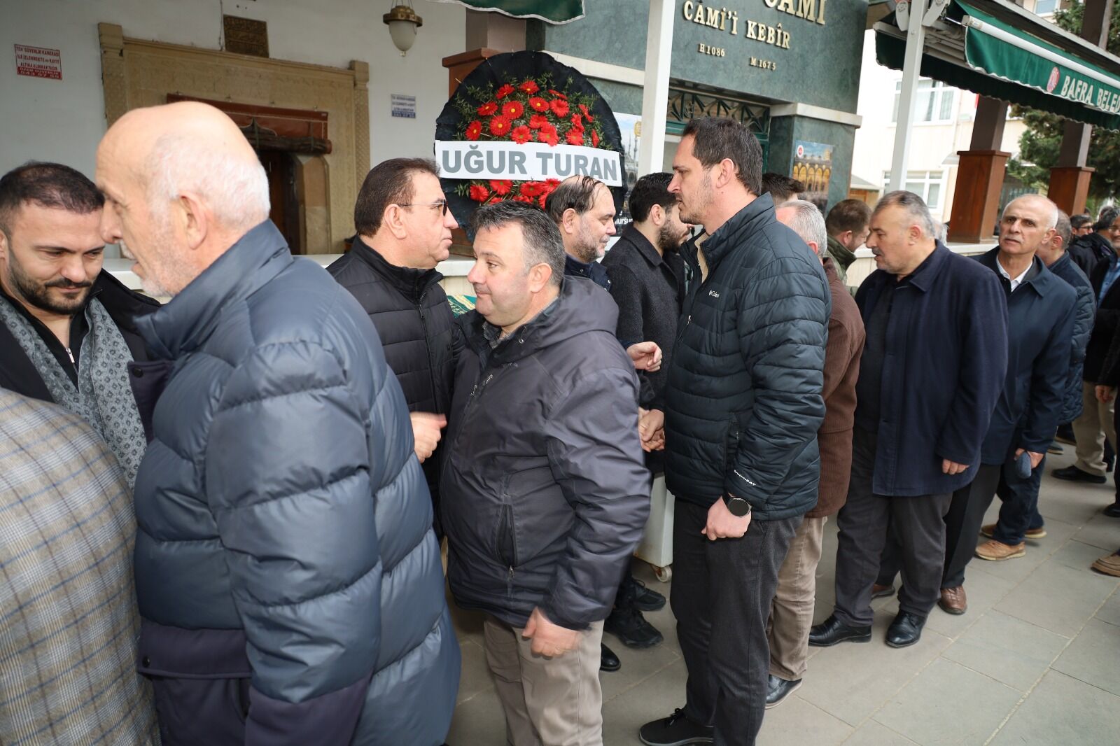 Hacı Dursun Hatun Bilgen Dualarla Son Yolculuğuna Uğurlandı (4)