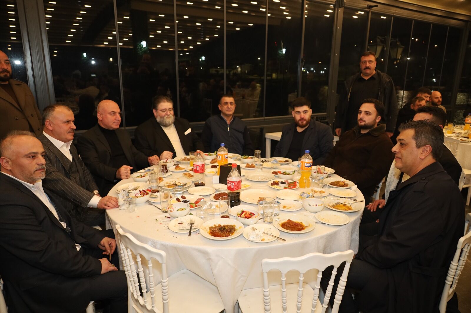 İş İnsanı Eyüp Atmaca’dan Geleneksel İftar Yemeği (10)