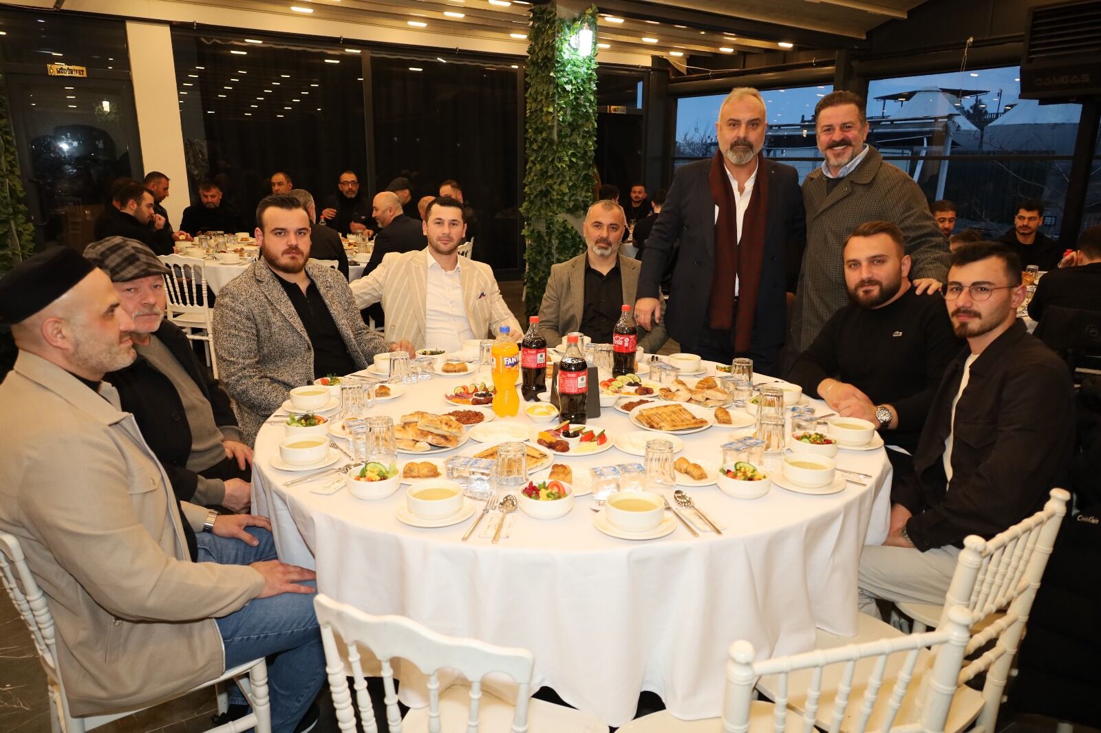 İş İnsanı Eyüp Atmaca’dan Geleneksel İftar Yemeği (3)