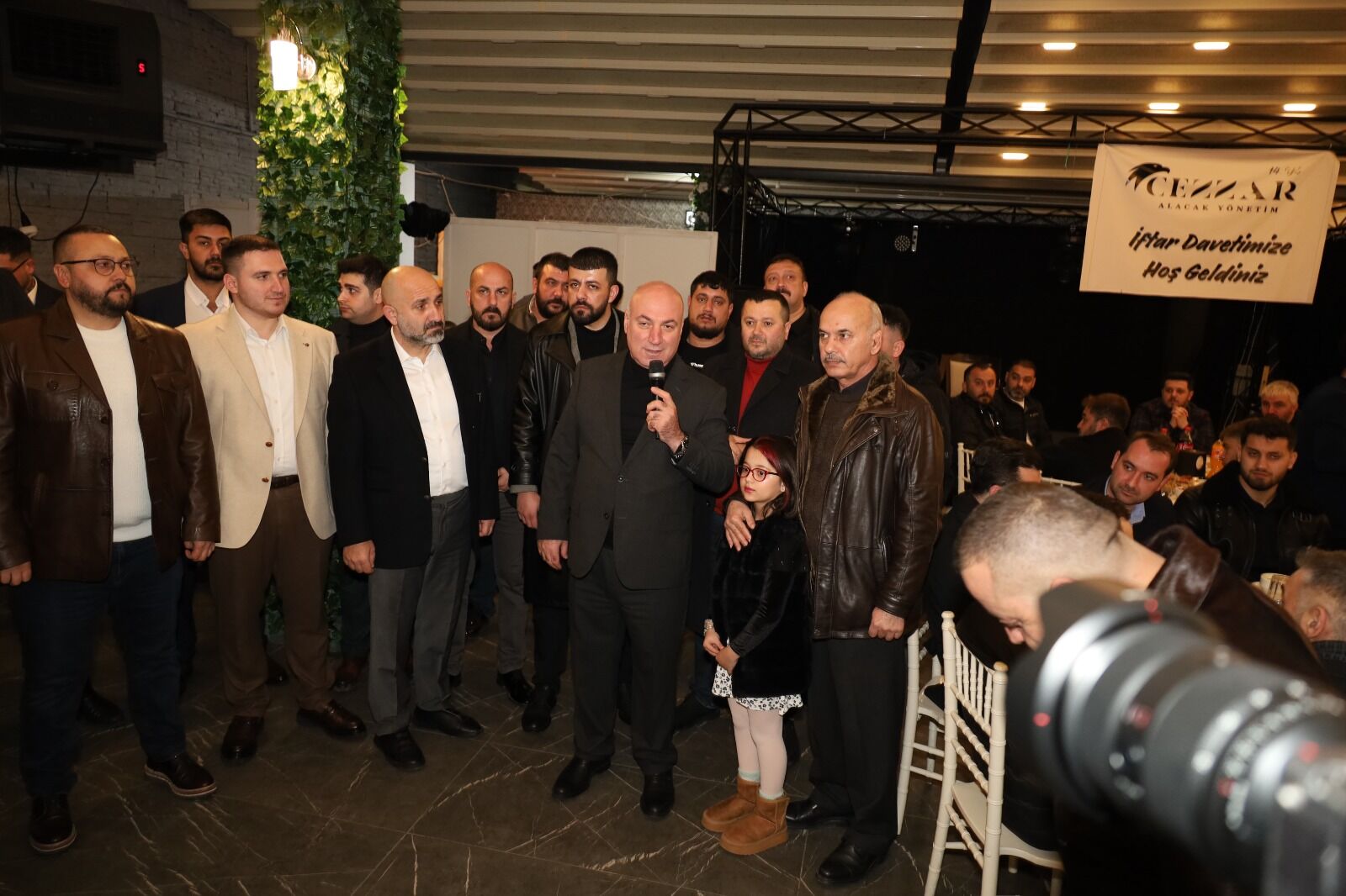 İş İnsanı Eyüp Atmaca’dan Geleneksel İftar Yemeği (6)