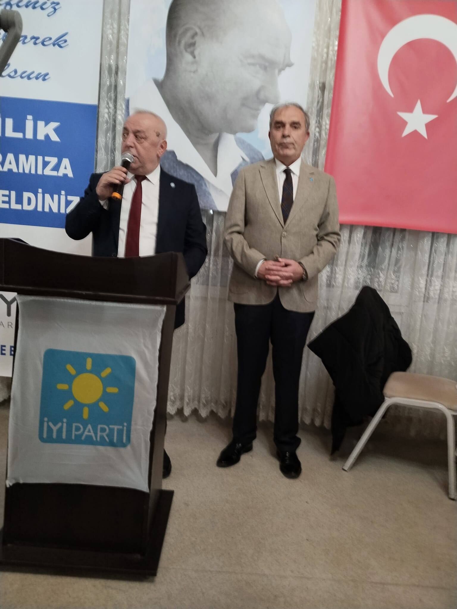 İyi̇ Parti̇ Bafra İlçe Teşki̇lati İyi̇li̇k Sofrasinda Bi̇r Araya Geldi̇ (10)