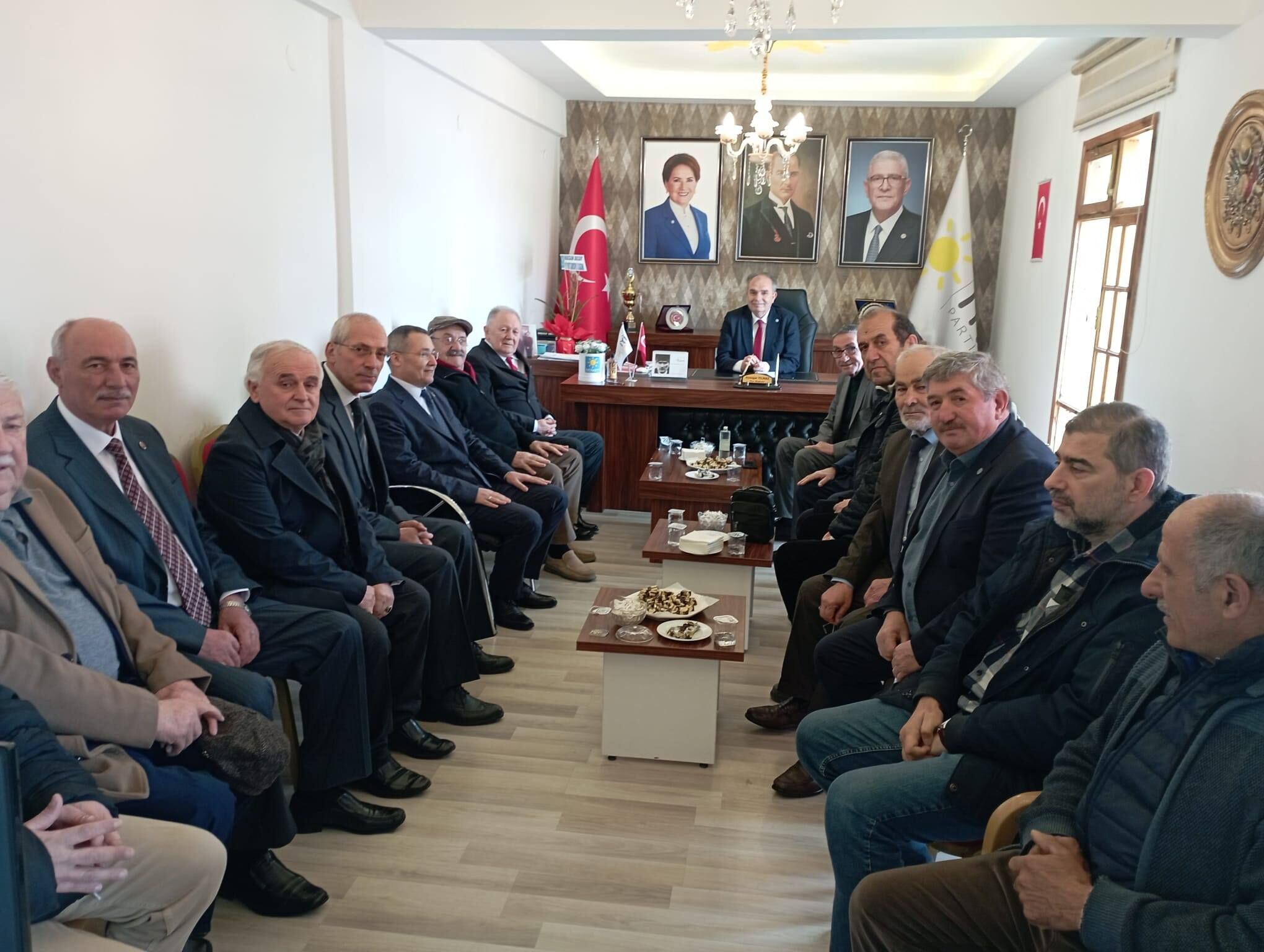 İyi̇ Parti Bafra İlçe Teşkilatında Bayramlaşma Programı (5)