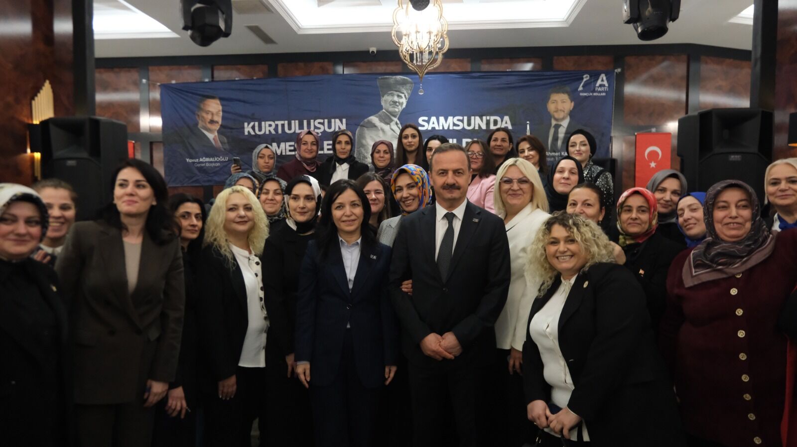 Memleketin İki Yakasını Birleştirmeye Talibiz (3)