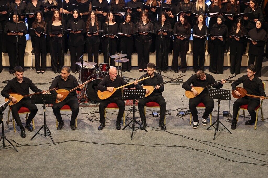 Omü’de Aşık Veysel Anıldı