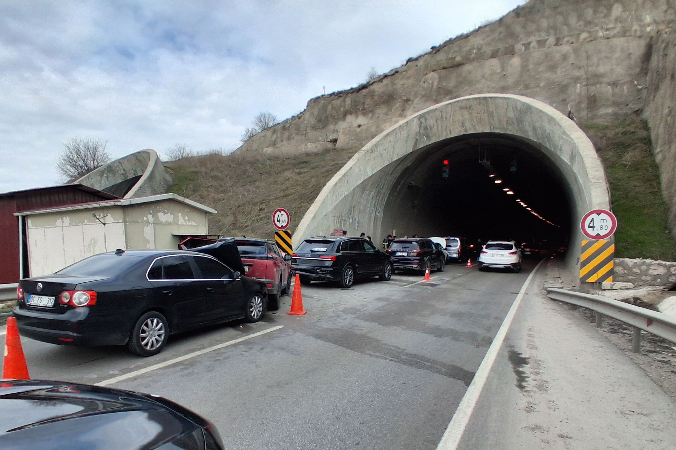Samsun’da 6 Aracın Karıştığı Zincirleme Kaza 1 Yaralı (3)