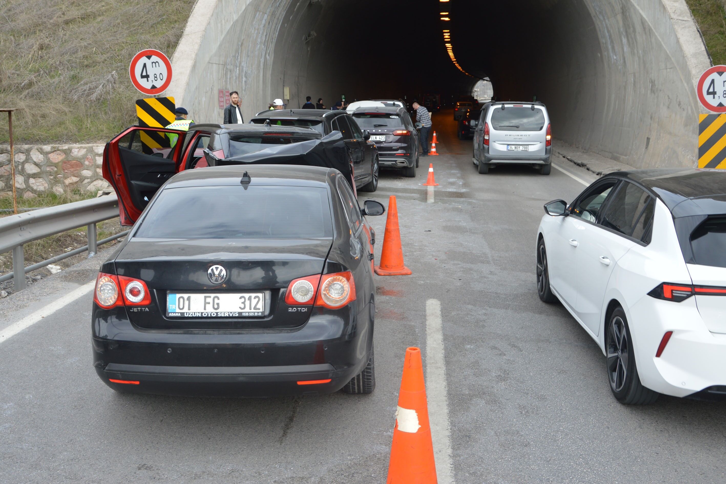 Samsun’da 6 Aracın Karıştığı Zincirleme Kaza 1 Yaralı (6)