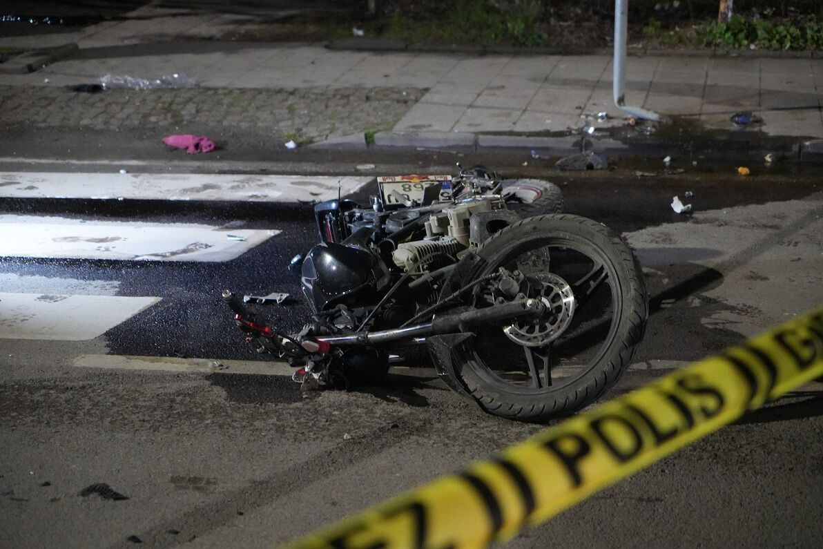 Samsun'da Minibüsle Motosiklet Çarpıştı 1 Ölü 1 Yaralı (1)
