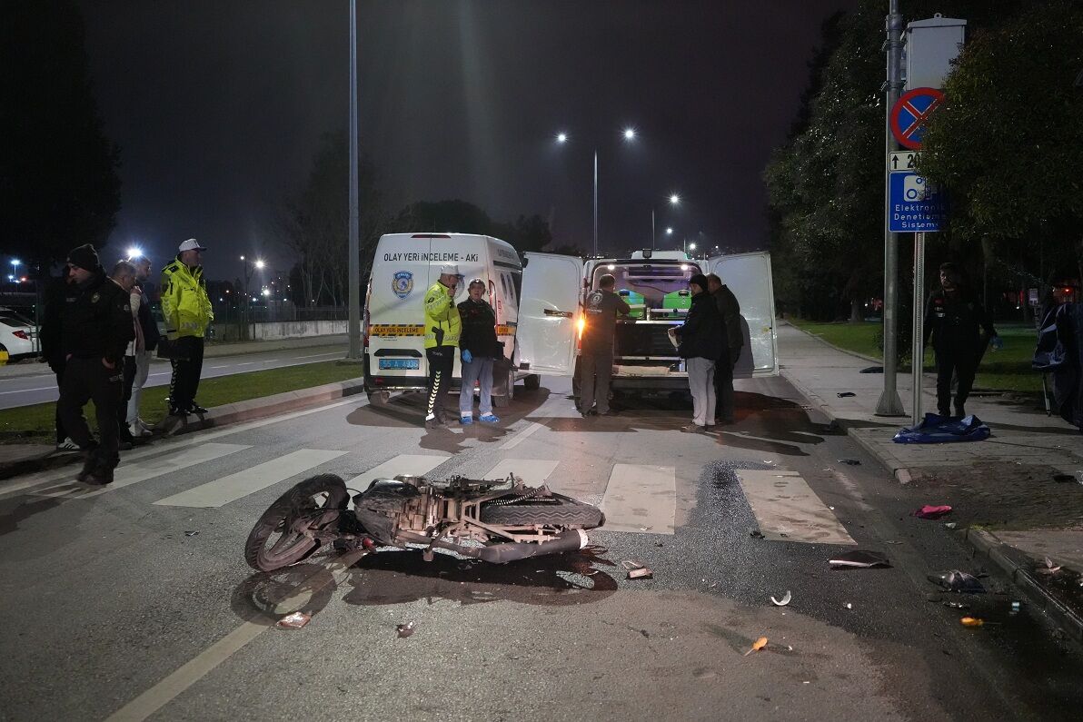Samsun'da Minibüsle Motosiklet Çarpıştı 1 Ölü 1 Yaralı (4)