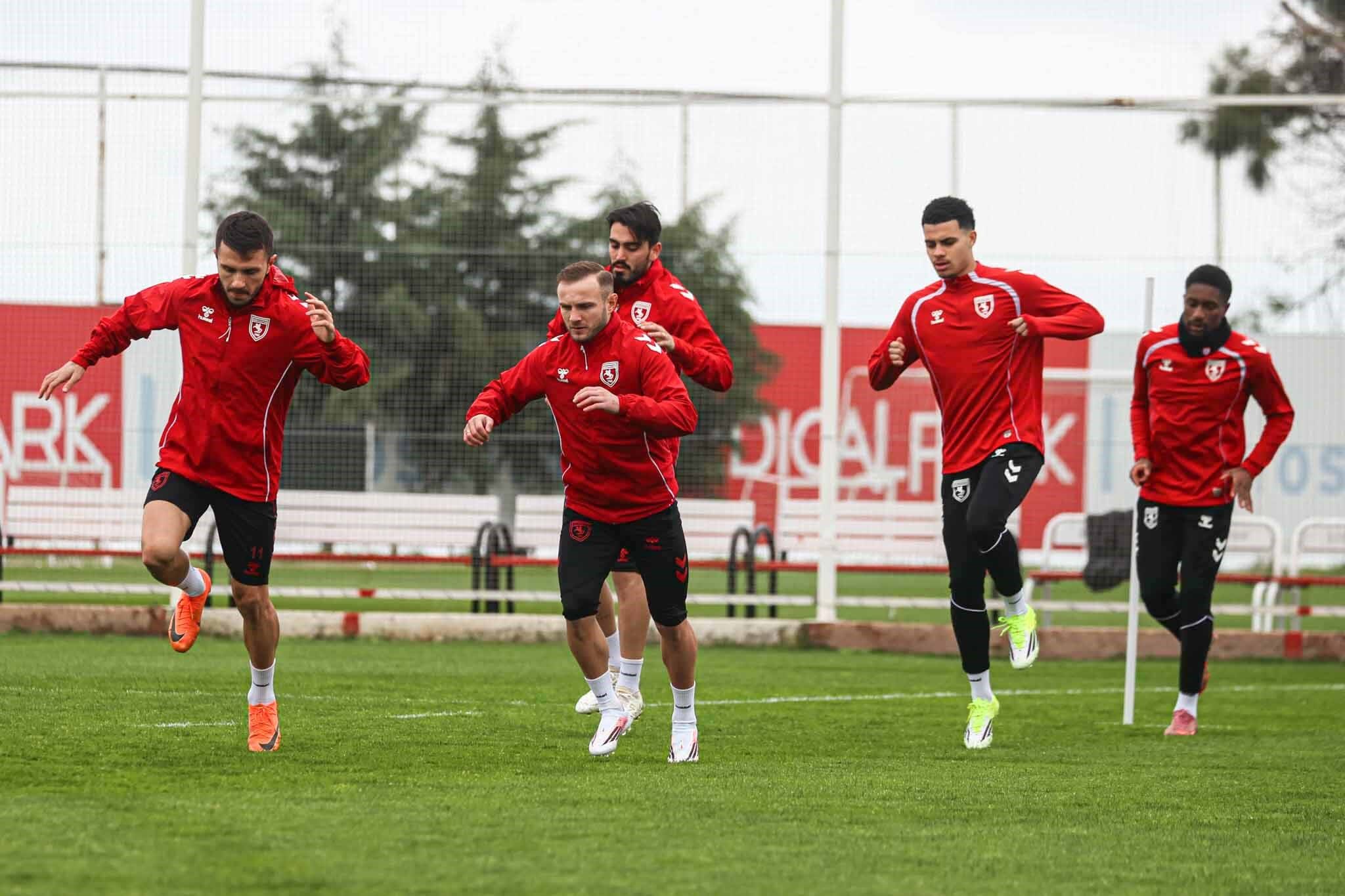 Samsunspor, Konyaspor Maçı Hazırlıklarına Başladı1