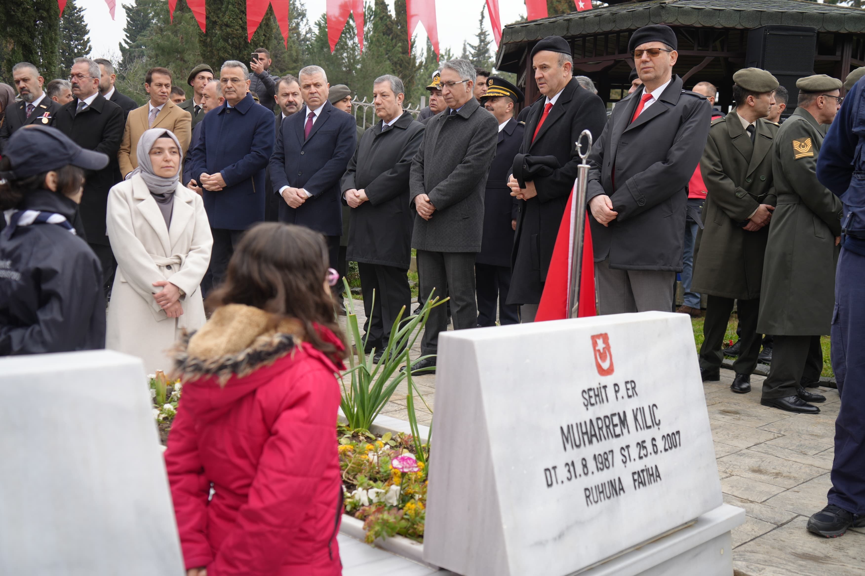 Şehitleri Anma Günü'nde Anlamlı Öpücük (4)