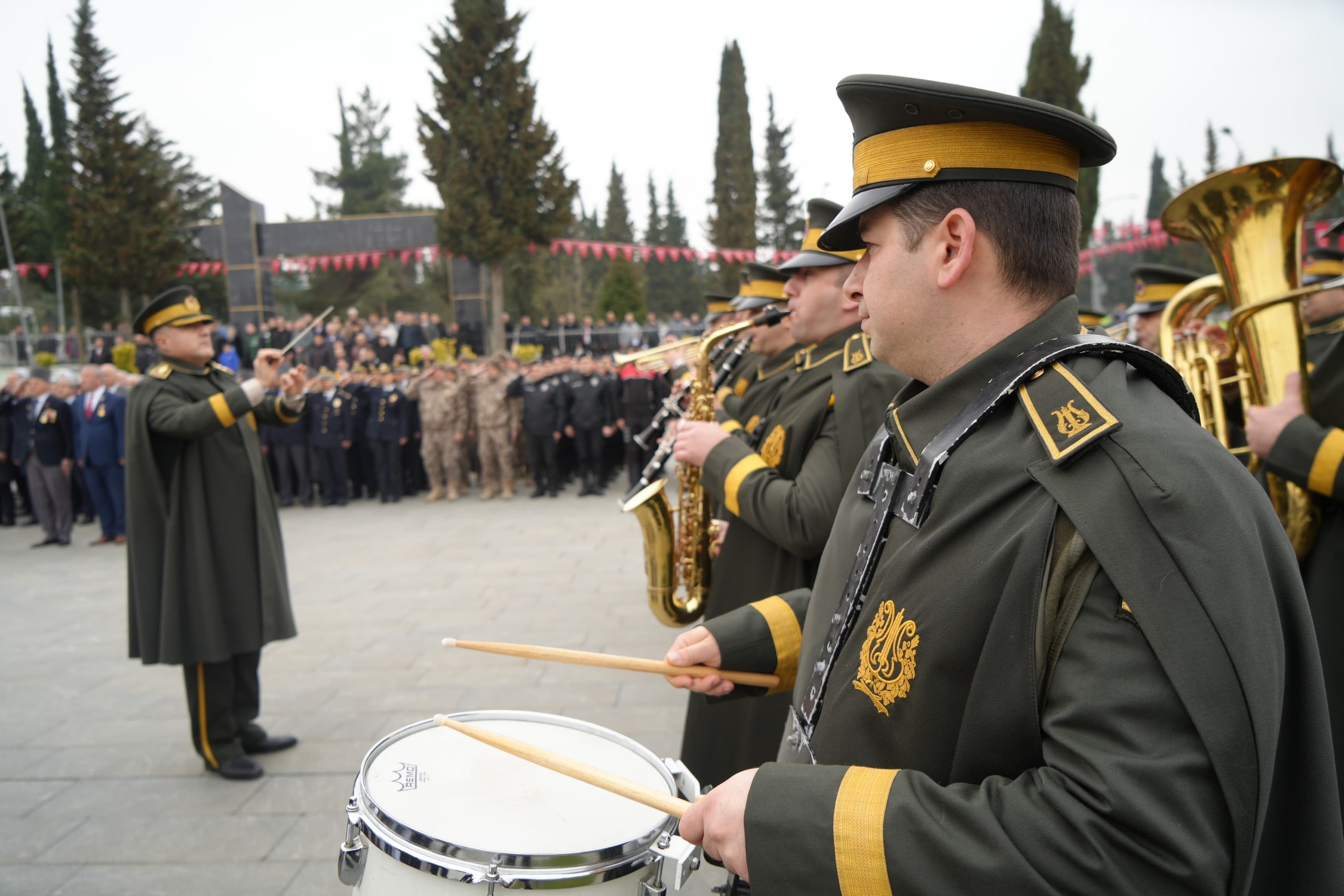 Şehitleri Anma Günü'nde Anlamlı Öpücük (6)