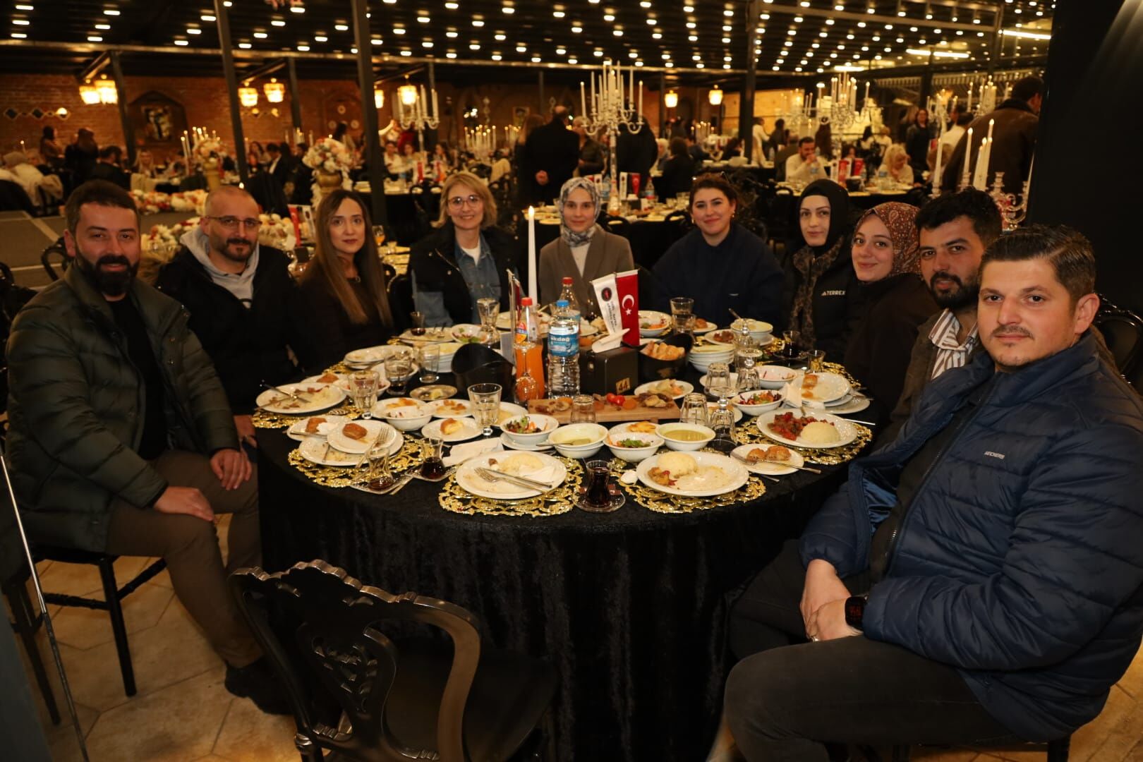 Yılmaz Yılmaz Ve Bayram Yılmaz'dan Gönülleri Buluşturan İftar İçin Teşekkür (3)-1